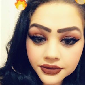 Meet your Posher, Lorena